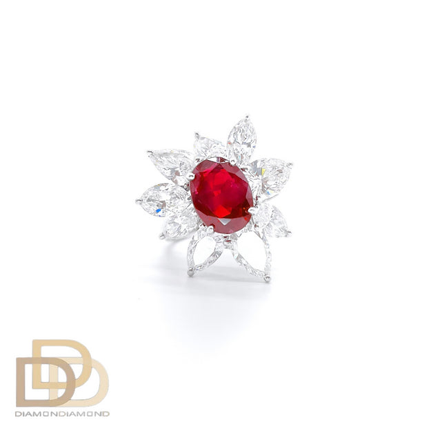 Anello a Fiore con Rubino 2,60 CT. e Diamanti 4,50 CT. TOT