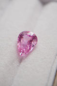 Carica l'immagine nel visualizzatore della galleria, Zaffiro Rosa 4,05 ct
