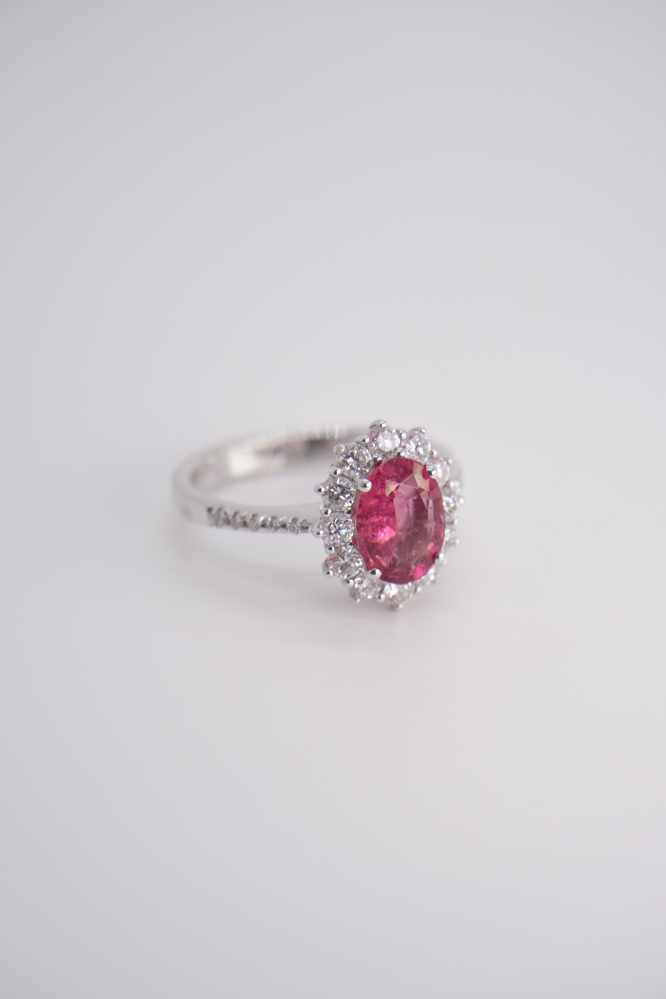 Anello con tormalina 1,20 ct