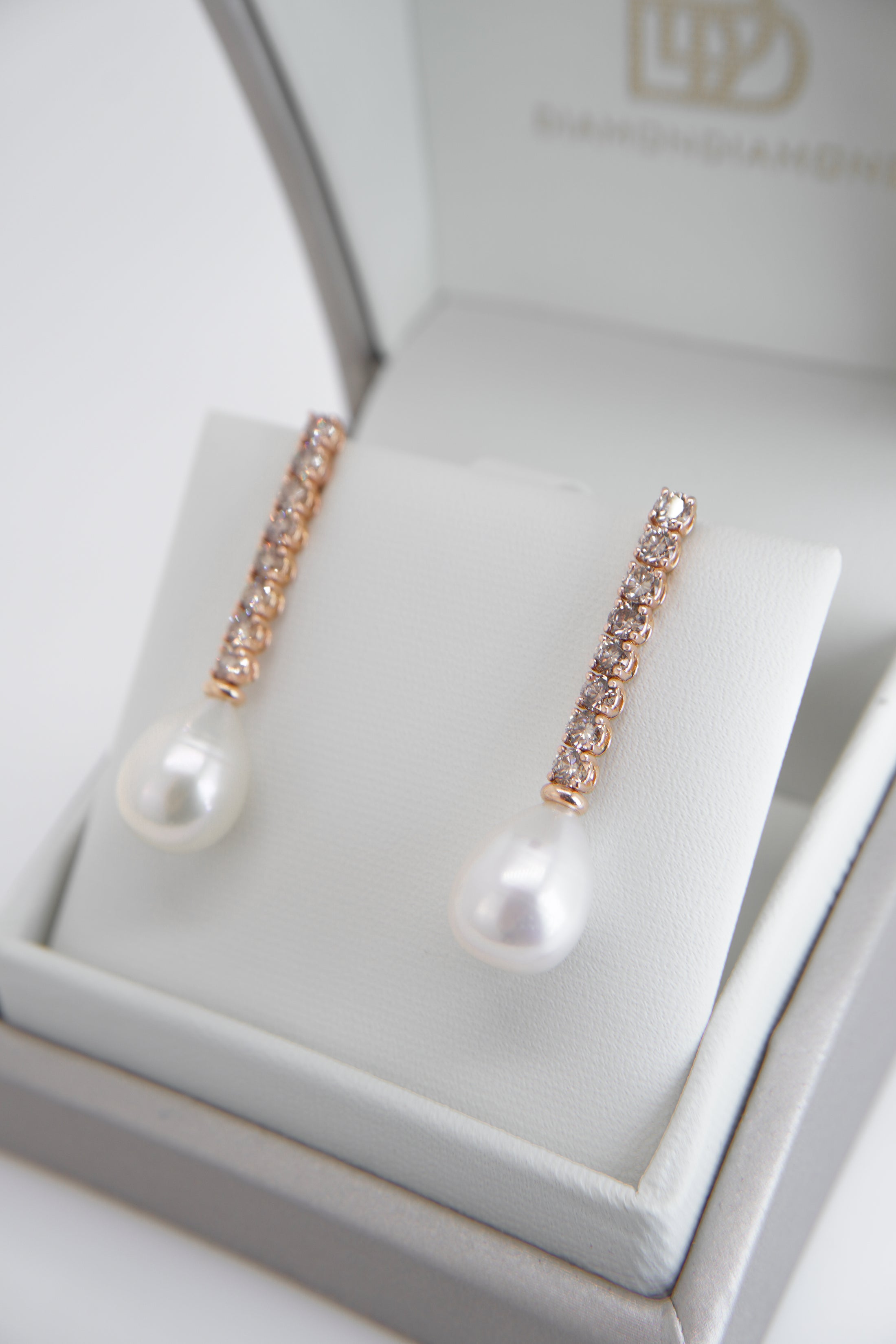 Orecchini con Perle e Diamanti
