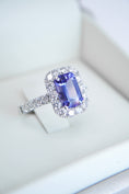 Carica l'immagine nel visualizzatore della galleria, Anello Con Tanzanite 1,86 ct
