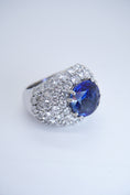 Carica l'immagine nel visualizzatore della galleria, Anello con Zaffiro e Diamanti 8ct
