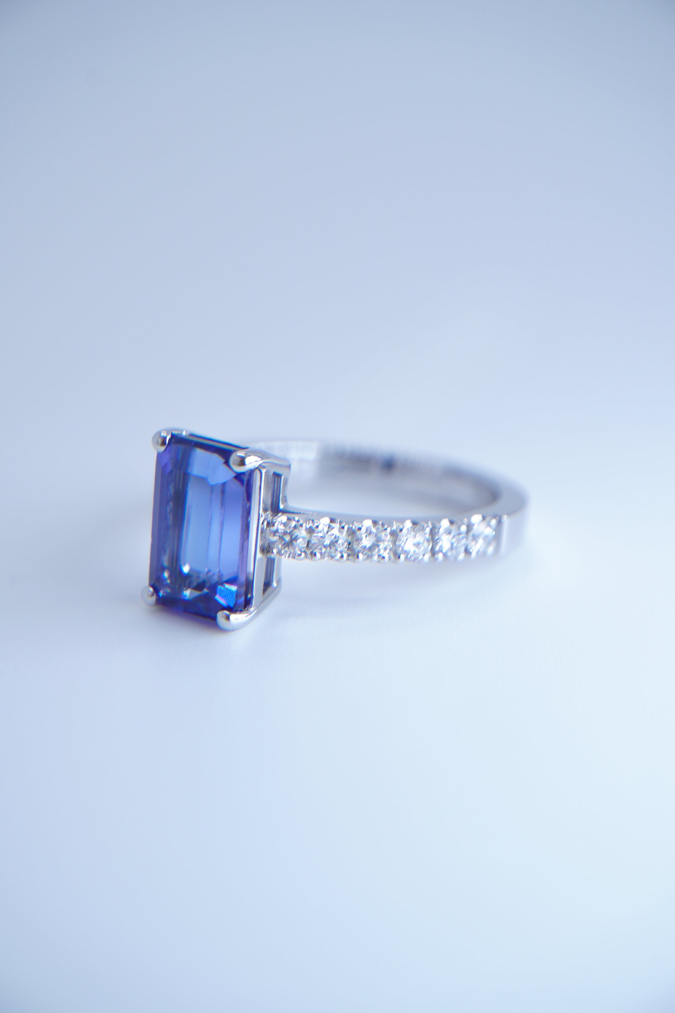 Anello con Tanzanite 2,50ct