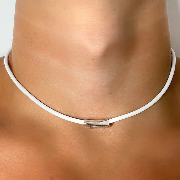 DDD White Thread