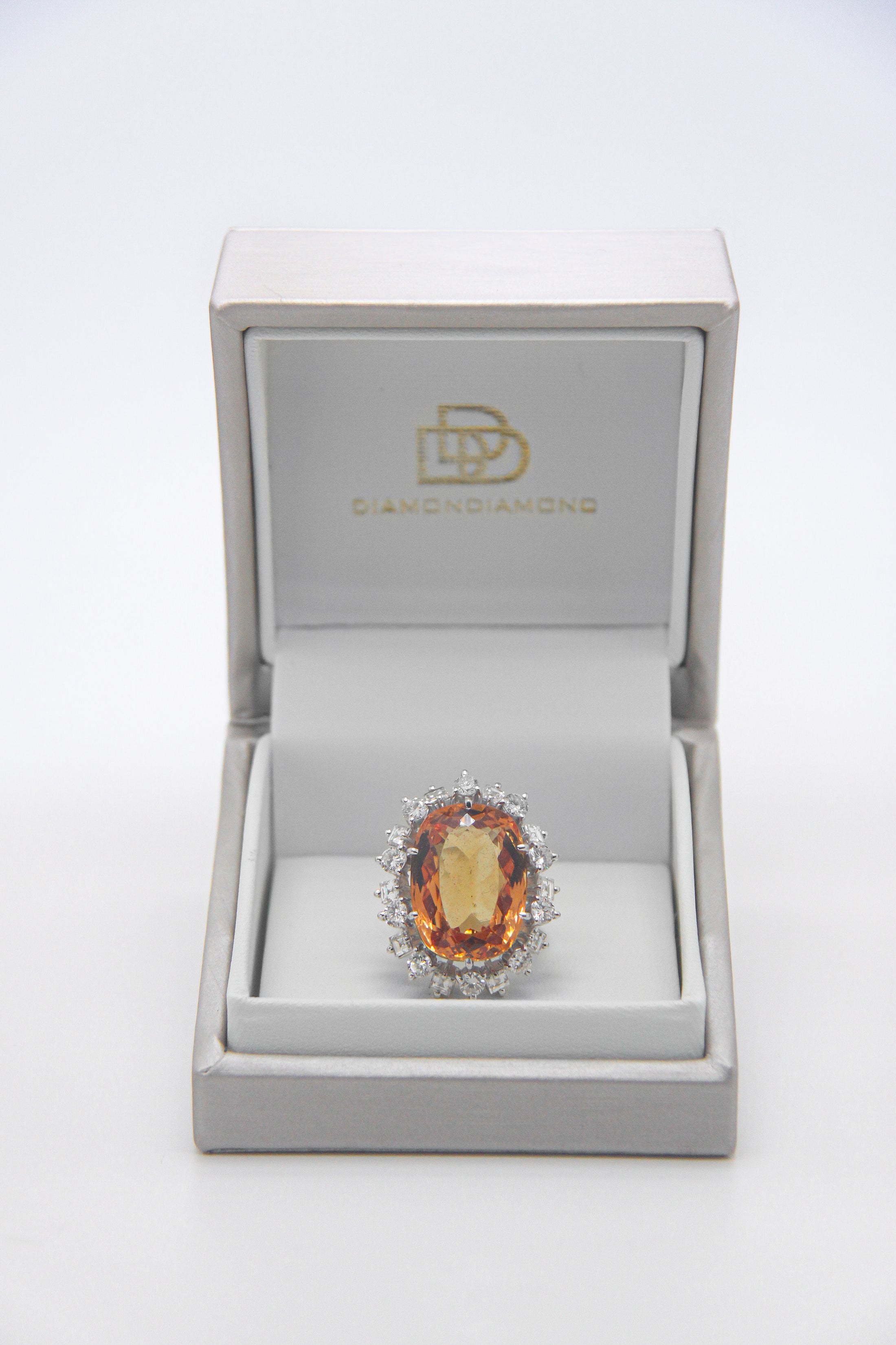 Anello Topazio Imperiale 17,20 ct