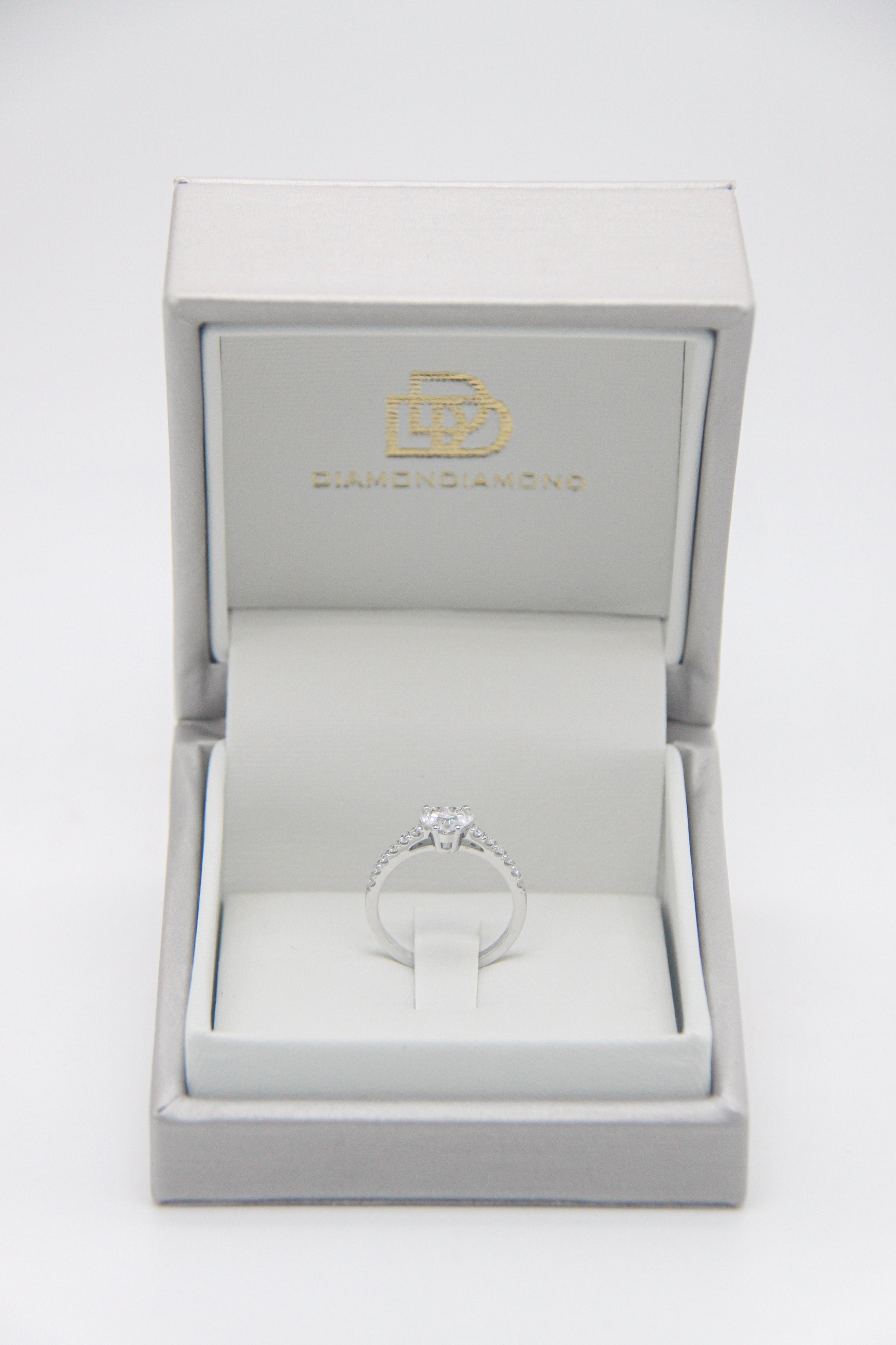 Anello con Diamante a Cuore