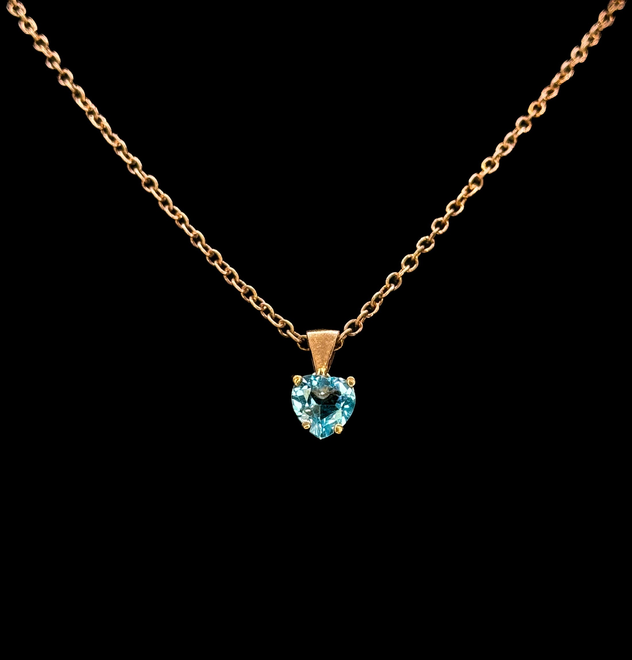 Pendant with Topaz