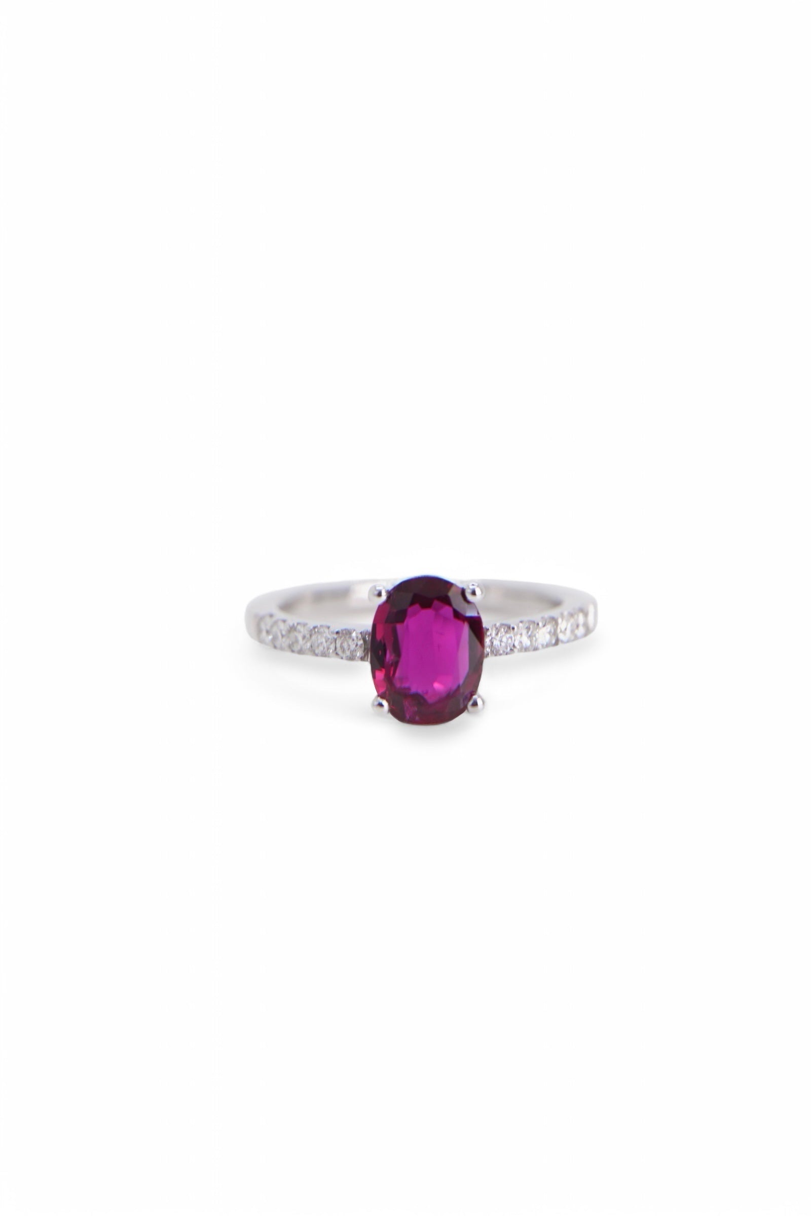 Anello con Rubino 1,22 ct e Diamanti
