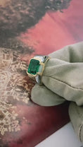 Load and play video in Gallery viewer, Natural Emerald Ring
